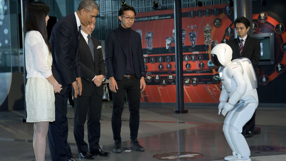 President Obama meets Asimo.